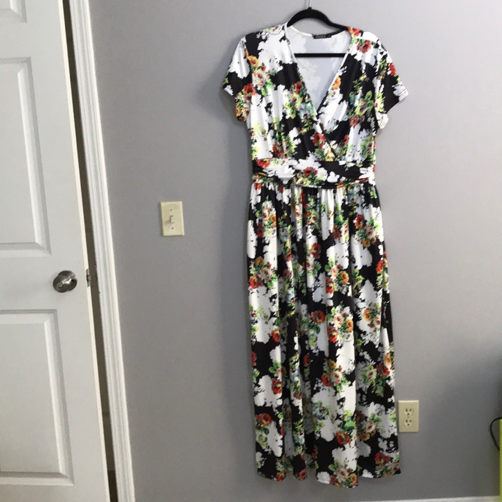 Floral maxi dress